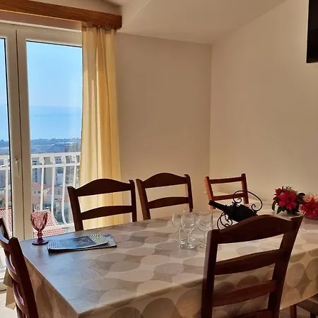 Saric Apartment *